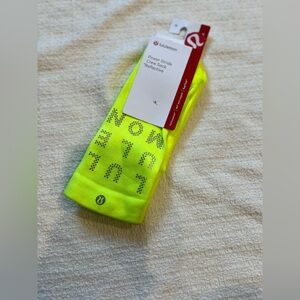 lululemon socks SIZE M